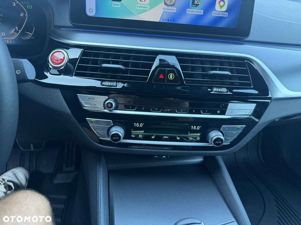 BMW Seria 5 520d xDrive mHEV M Sport sport - 14