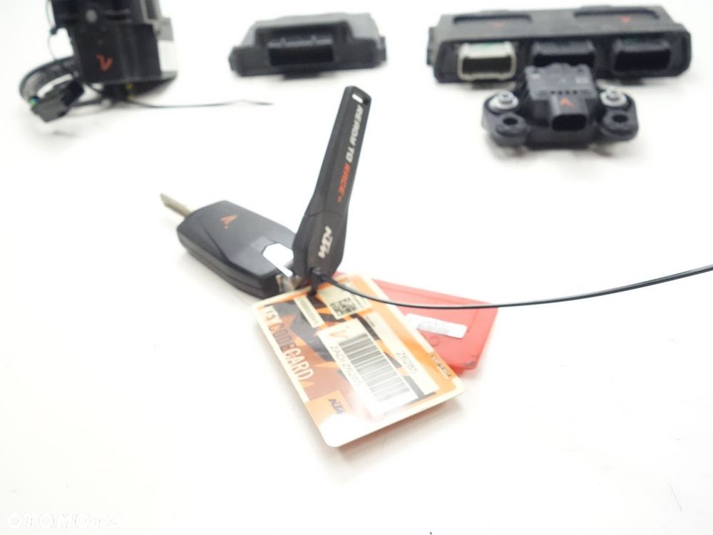 Stacyjka z kluczykiem moduł immobiliser komplet Ktm Super Duke R 1290 20-23 - 6