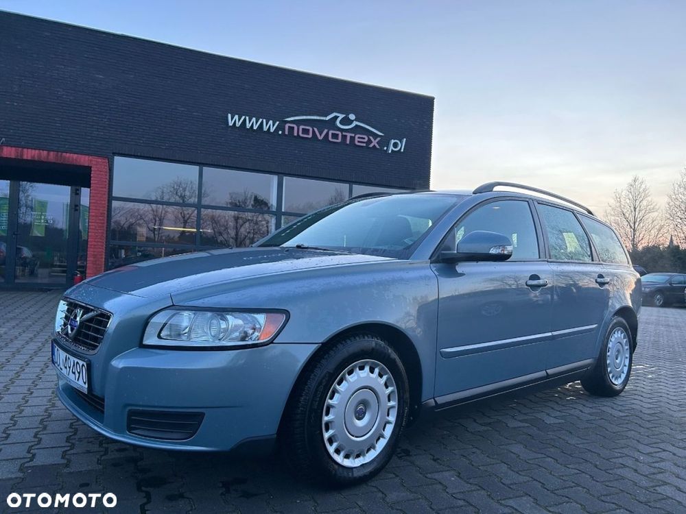 Volvo V50 - 1