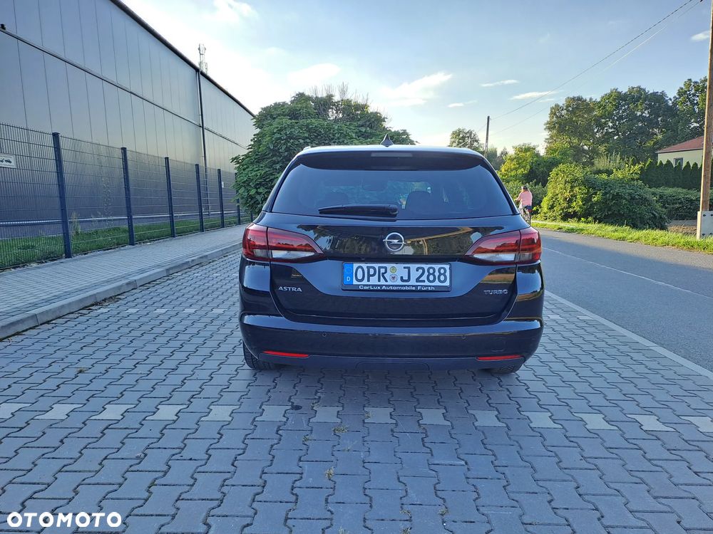 Opel Astra 1.4 Turbo Business - 11