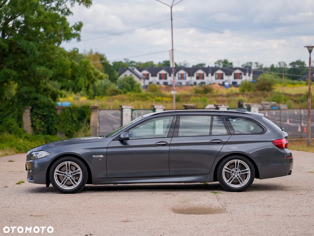 BMW Seria 5 528i Sport-Aut - 12