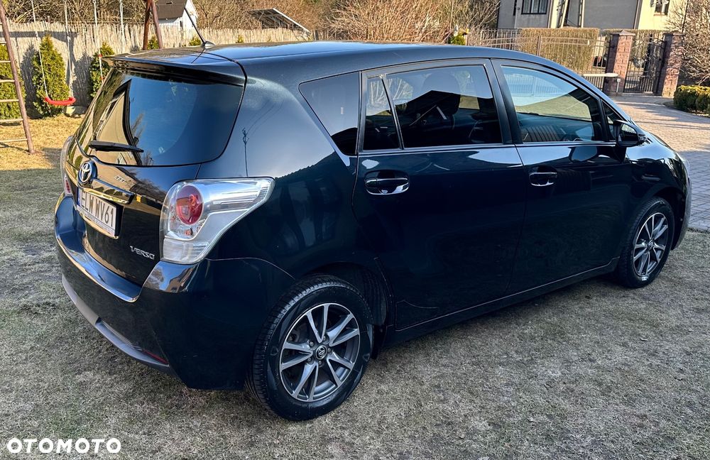 Toyota Verso 1.8 Premium EU5 - 4
