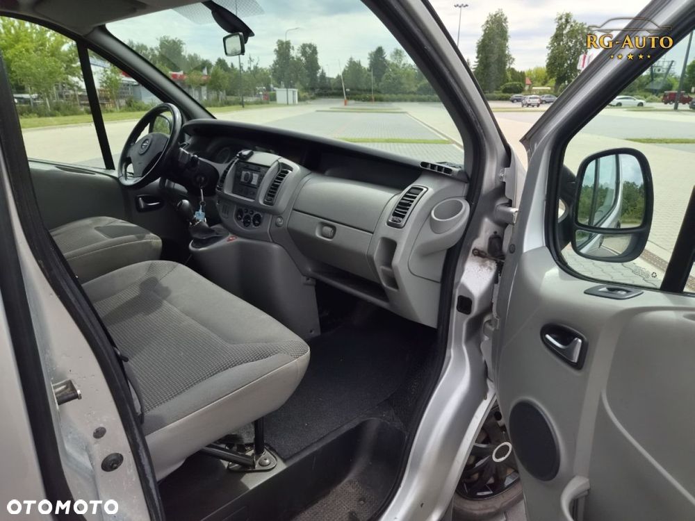 Opel Vivaro - 23