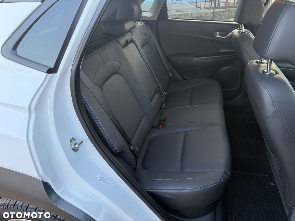 Hyundai Kona 1.6 T-GDI DCT 4WD Premium - 17