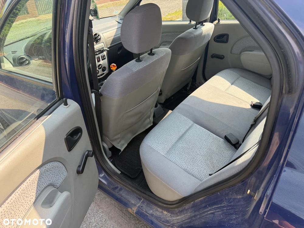 Dacia Logan - 9