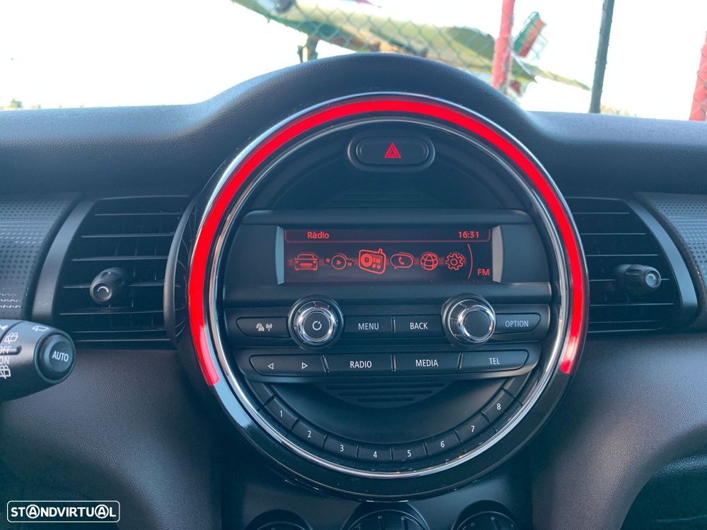 MINI 3 Portas One D - 30