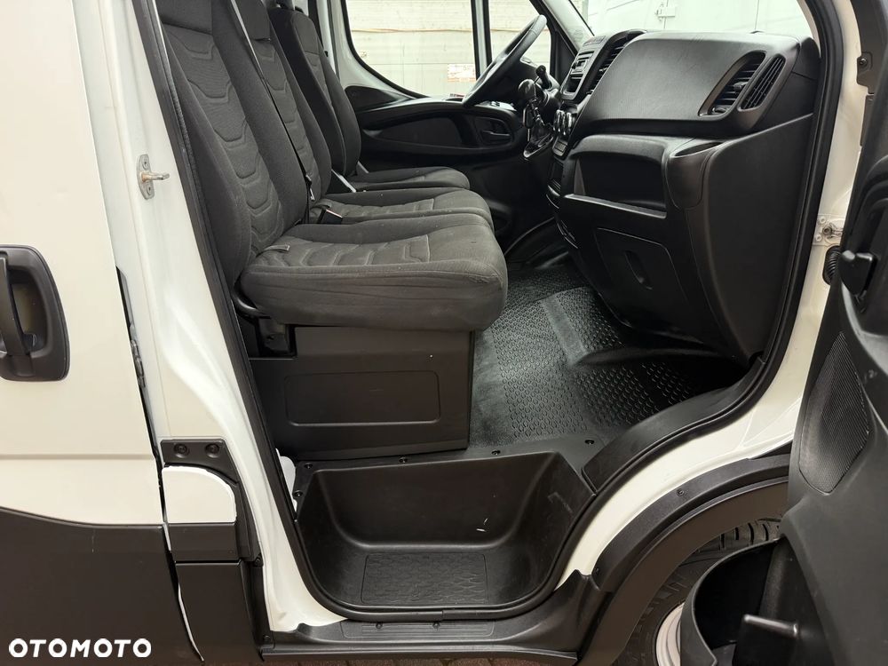 Iveco Daily L3H2 - 22