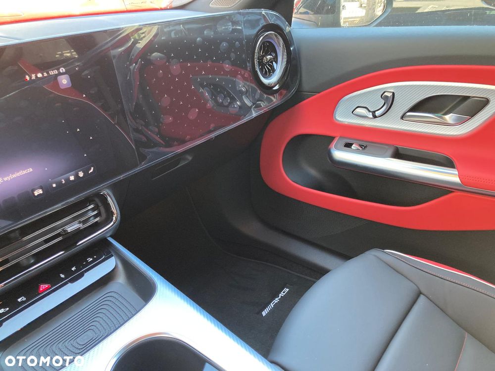 Mercedes-Benz CLA - 9