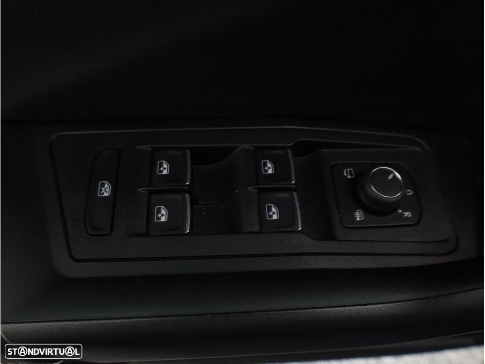 VW T-Roc 1.5 TSI R-Line DSG - 20