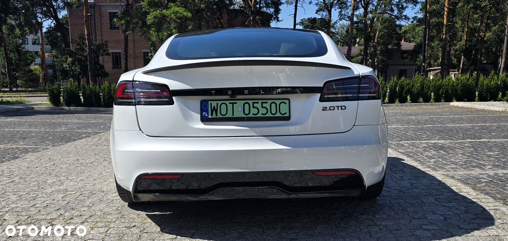 Tesla Model S Plaid - 6
