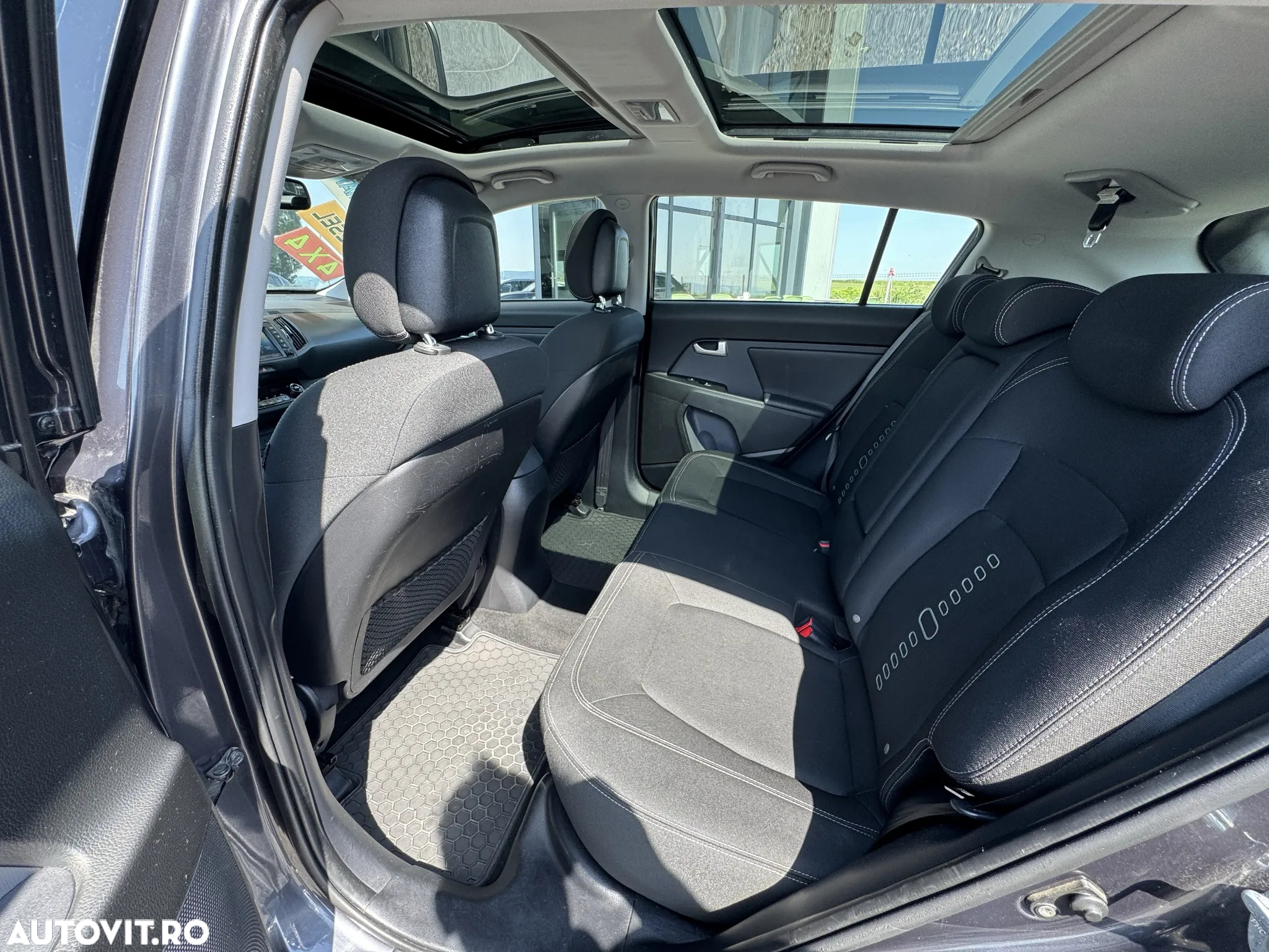 Kia Sportage 2.0 CRDI 4WD Automatik Dream-Team Edition - 19