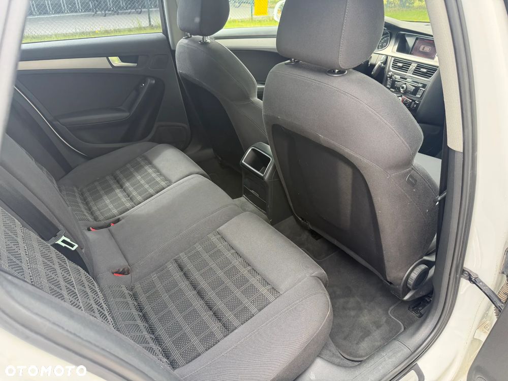 Audi A4 Avant - 10