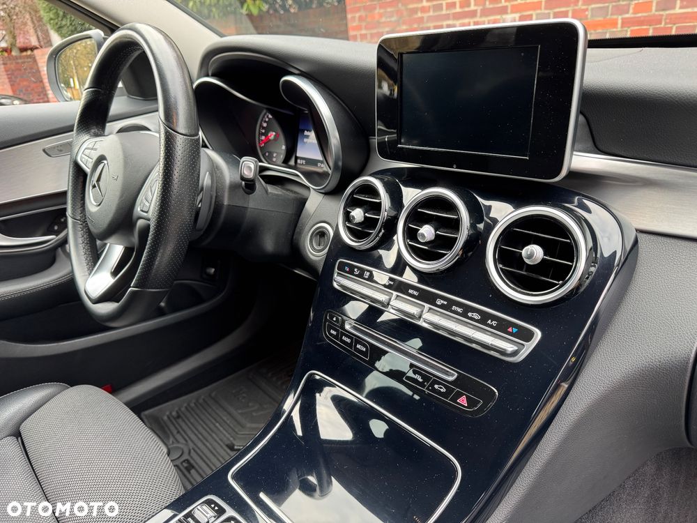 Mercedes-Benz Klasa C - 38