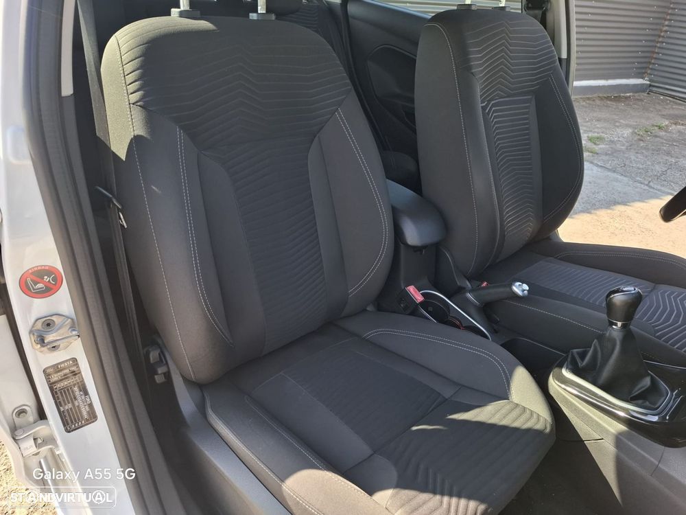 Ford Fiesta 1.6 TDCi Titanium ECOnetic - 25