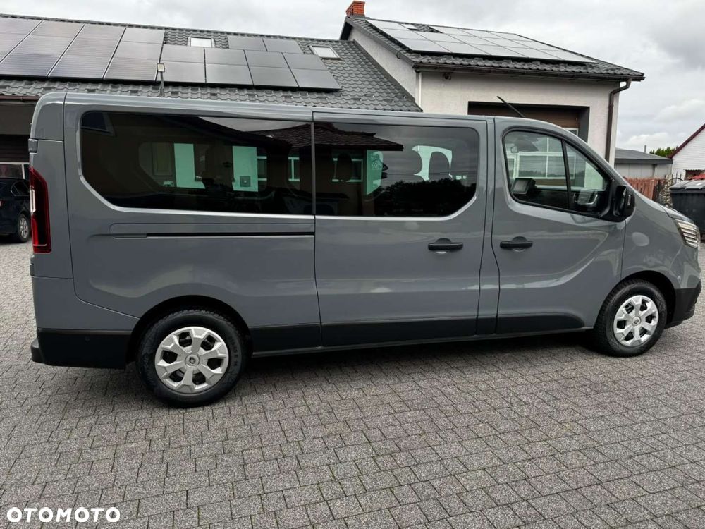 Renault Trafic - 10