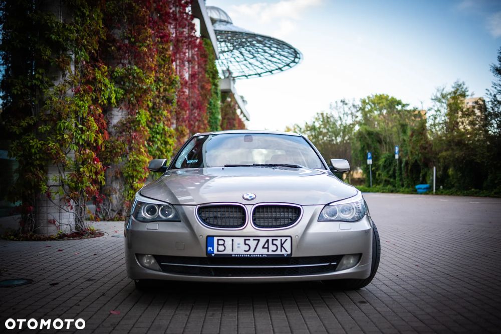 BMW Seria 5 520d - 3