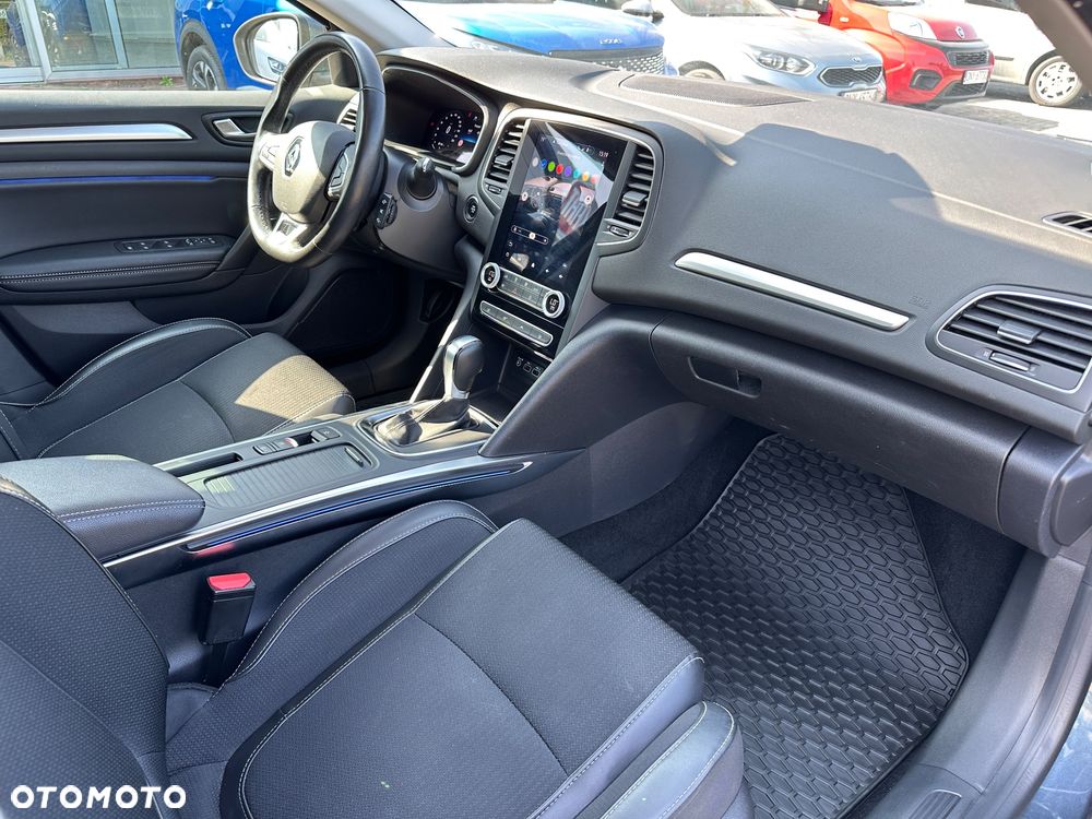 Renault Megane 1.3 TCe FAP Techno EDC - 11