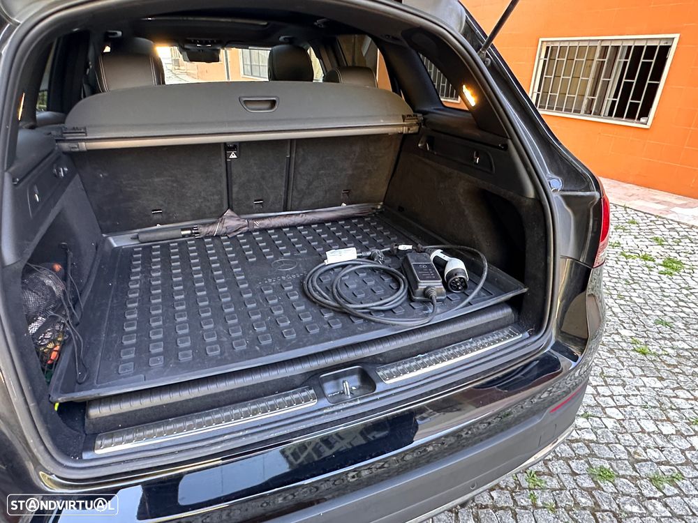 Mercedes-Benz GLC 300 de 4Matic 9G-TRONIC AMG Line Plus - 9
