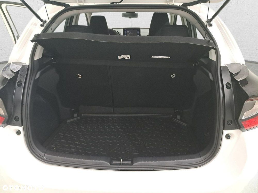 Toyota Yaris - 13