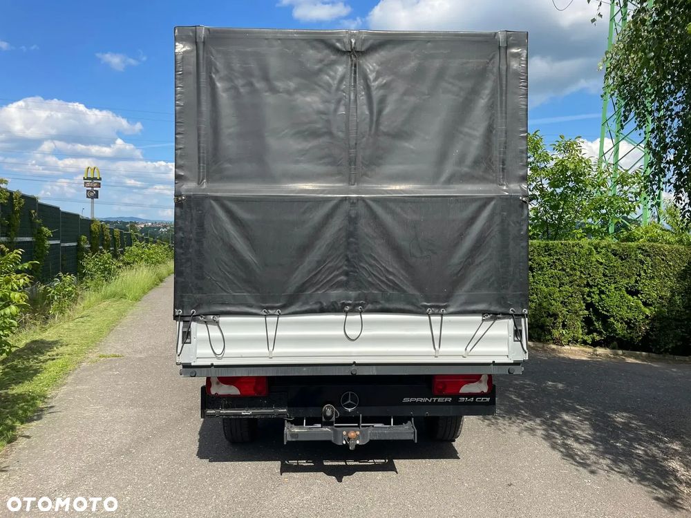 Mercedes-Benz Sprinter - 4