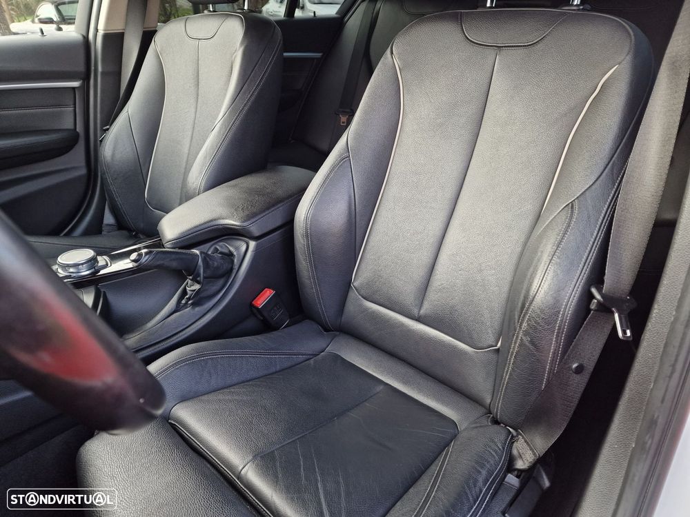 BMW 320 d EfficientDynamics Auto Line Sport - 10