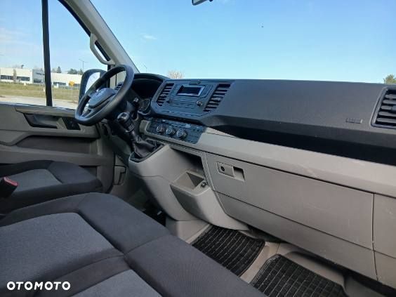 Volkswagen Crafter - 11