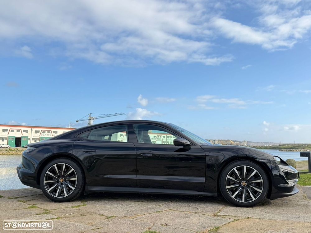 Porsche Taycan Standard - 5