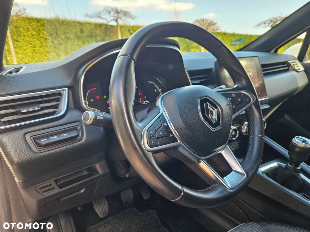 Renault Clio TCe 100 INTENS - 25