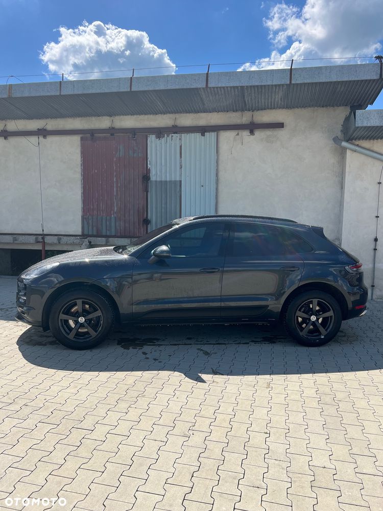 Porsche Macan Standard - 4