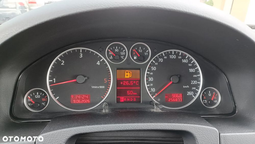 Audi A6 Avant - 18