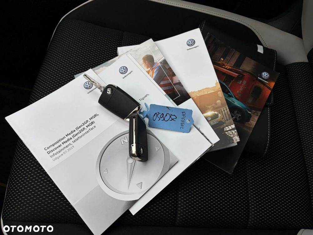 Volkswagen T-Roc 2.0 TDI SCR DSG Sport - 35