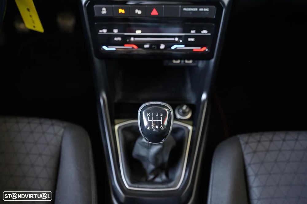 VW T-Cross 1.0 TSI Life - 43