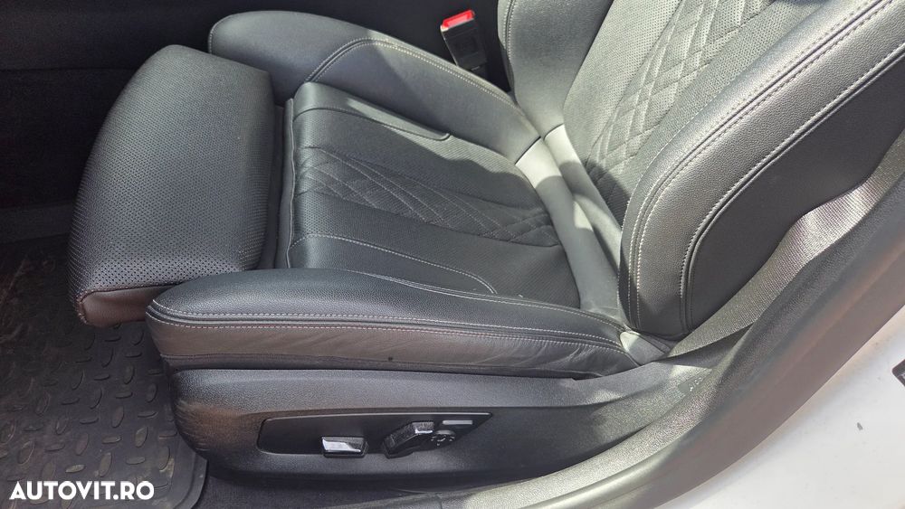 BMW Seria 5 520d Touring Aut. Sport Line - 18