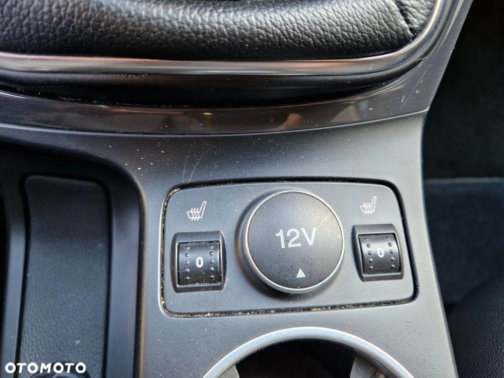 Ford Kuga 2.0 TDCi 4WD Titanium Plus - 29