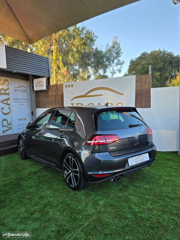 VW Golf GTD BlueMotion - 4