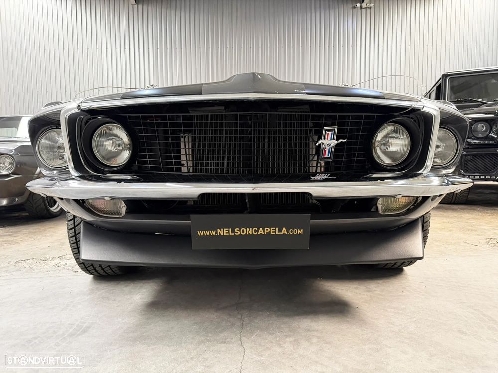 Ford Mustang - 15