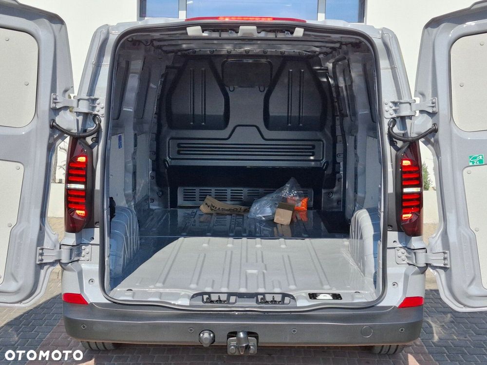 Volkswagen Transporter - 9