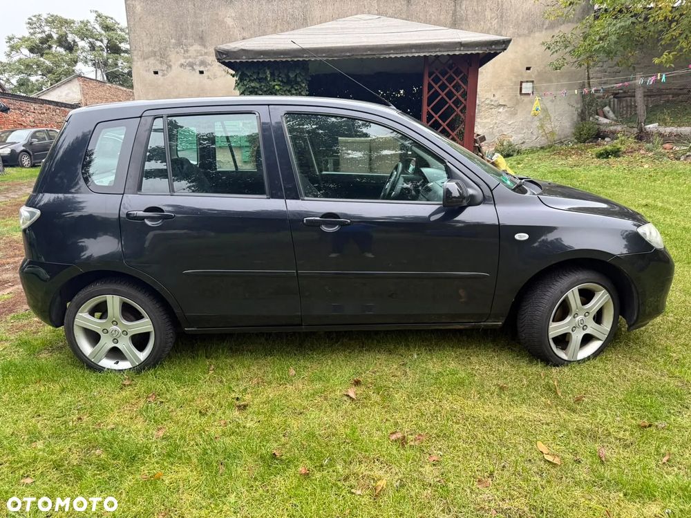 Mazda 2 - 6
