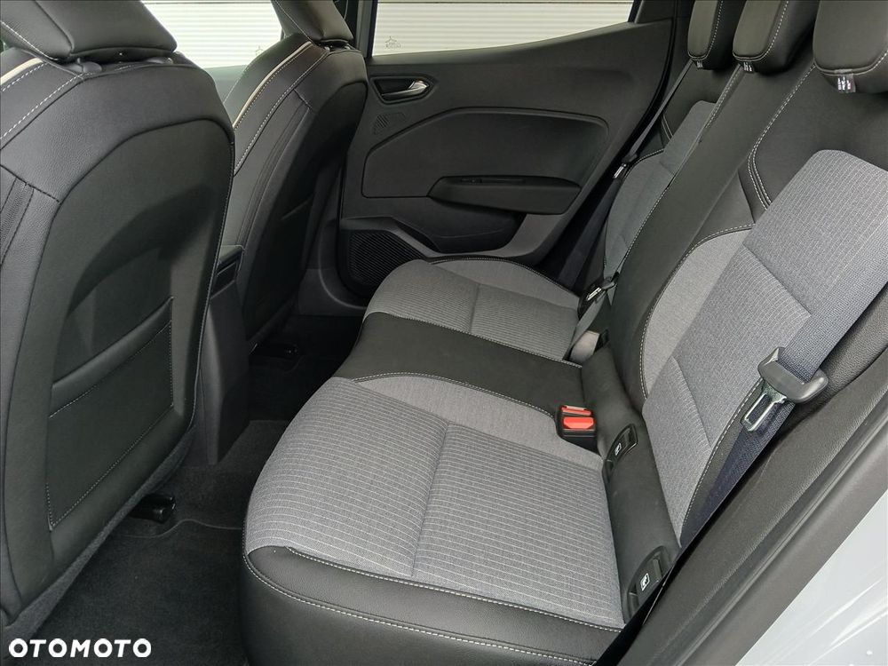 Renault Clio 1.0 TCe Techno - 9