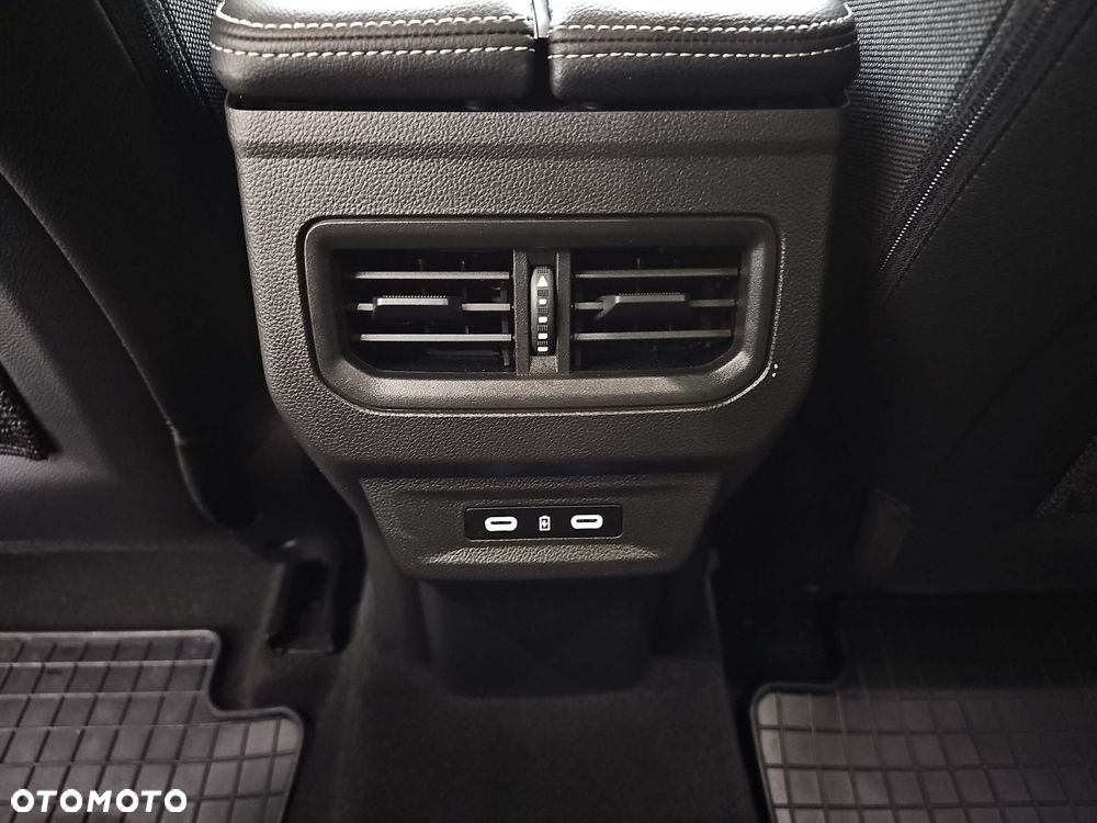 Renault Austral 1.3 TCe mHEV Techno - 35