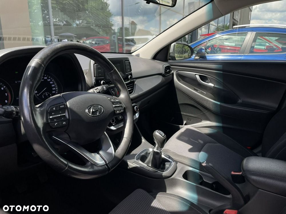 Hyundai i30 1.5 DPI Comfort - 11