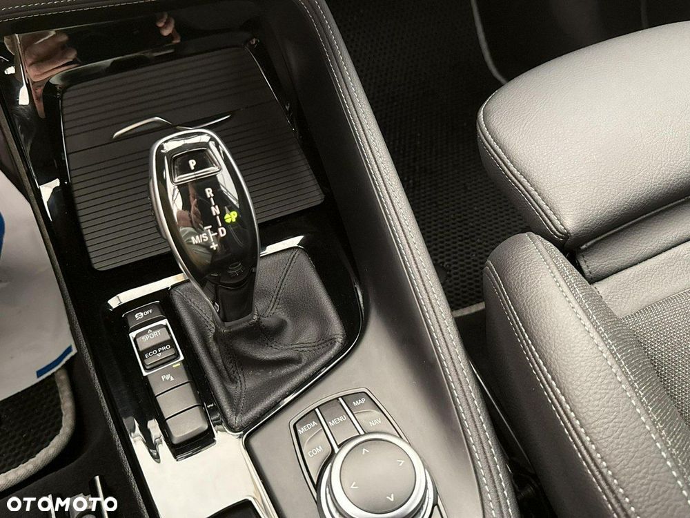 BMW X1 - 17