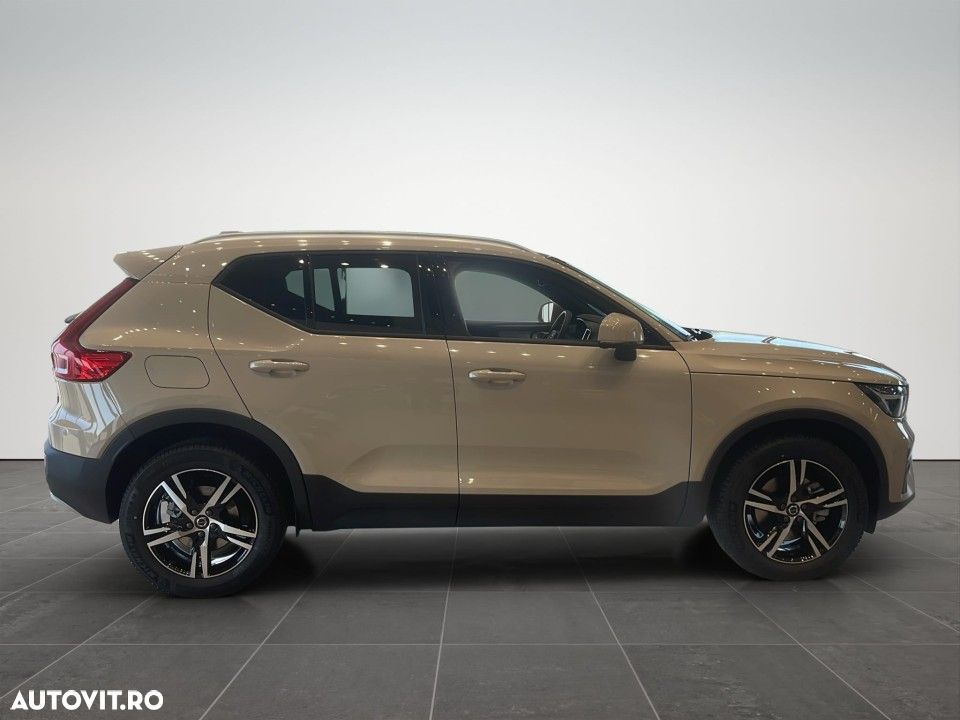 Volvo XC 40 B3 AT FWD MHEV Core - 7