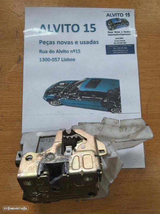 Fechadura frente direita Renault Clio 2 2000 - 1