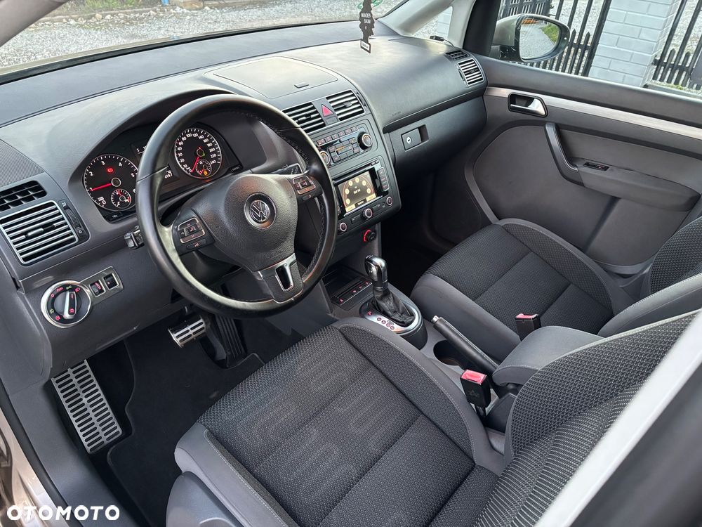 Volkswagen Touran - 7