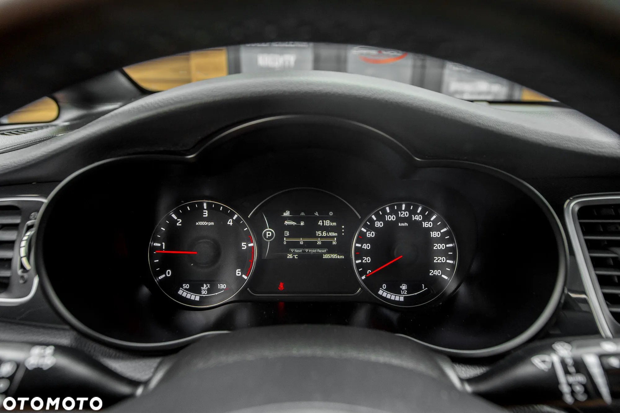 Kia Carens 1.7 CRDi Business Line 7os 7DCT - 29