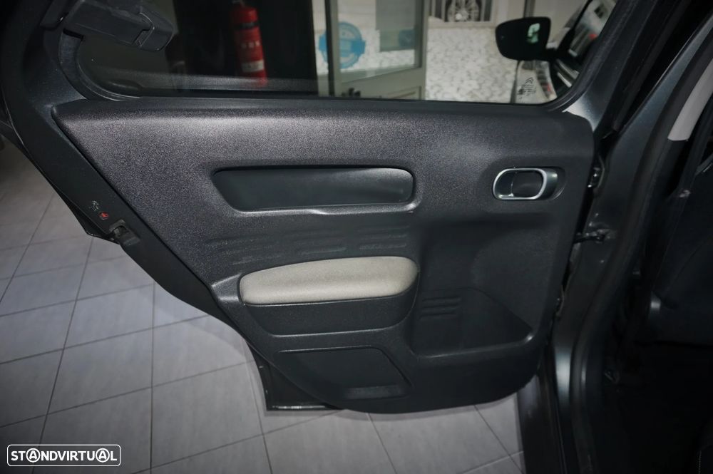 Citroën C4 Cactus 1.6 e-HDi Shine ETG6 - 23