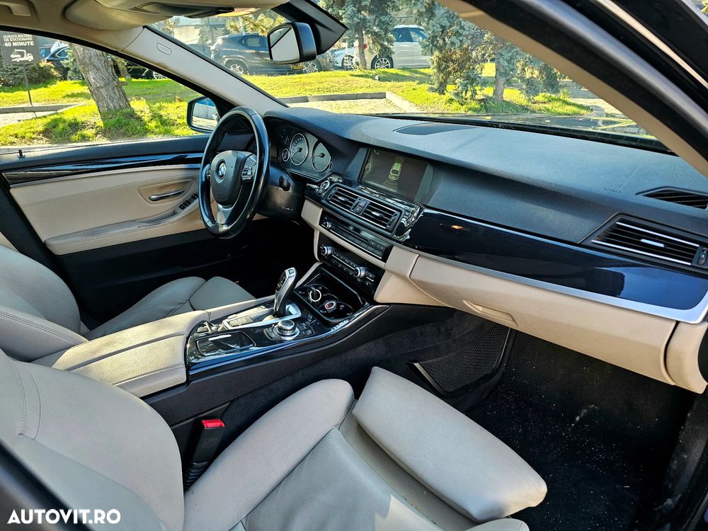 BMW Seria 5 520i Touring Aut. - 15