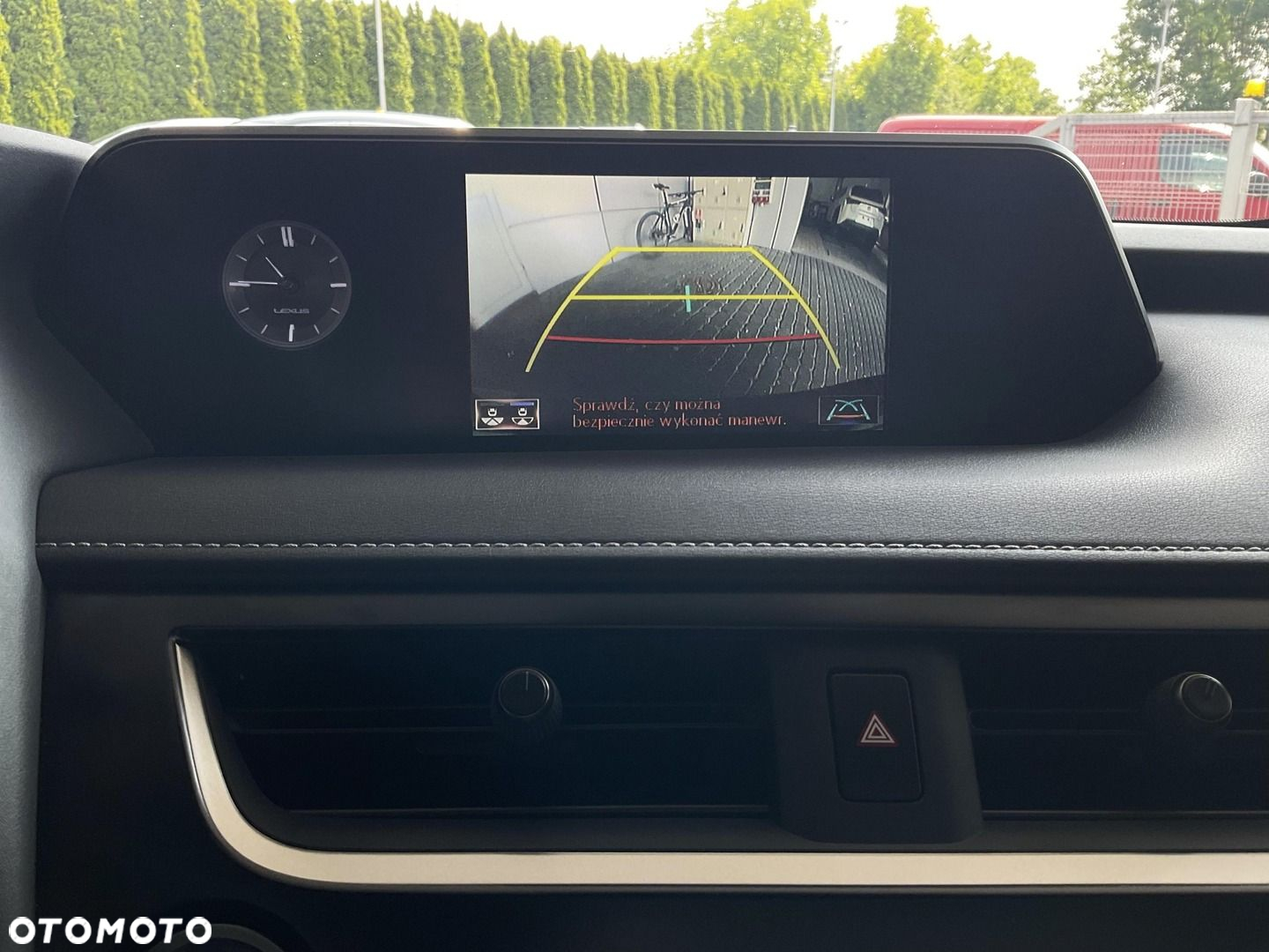 Lexus UX 250h GPF F Impression 2WD - 33