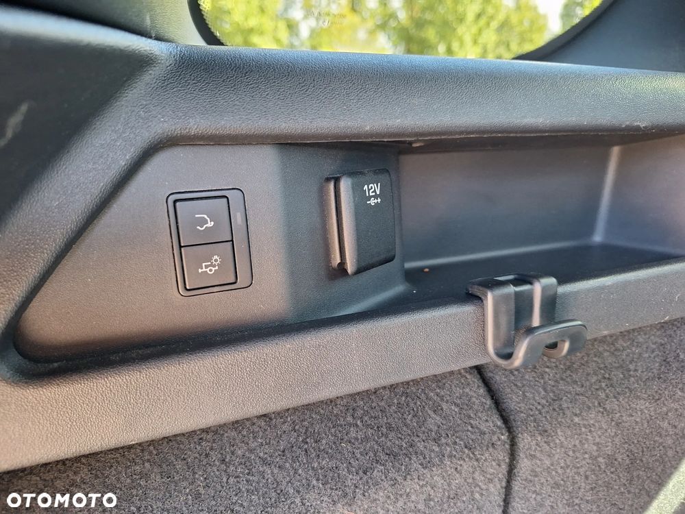 Land Rover Discovery Sport 2.0 Si4 HSE - 25